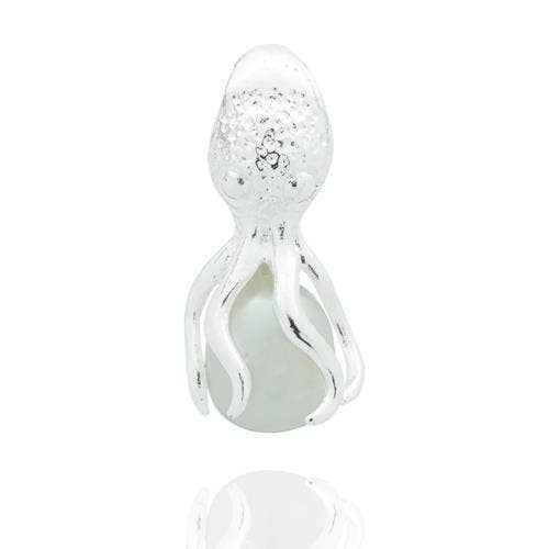 Octopus embracing Pearl Sterling Siler Pendant | So Silver